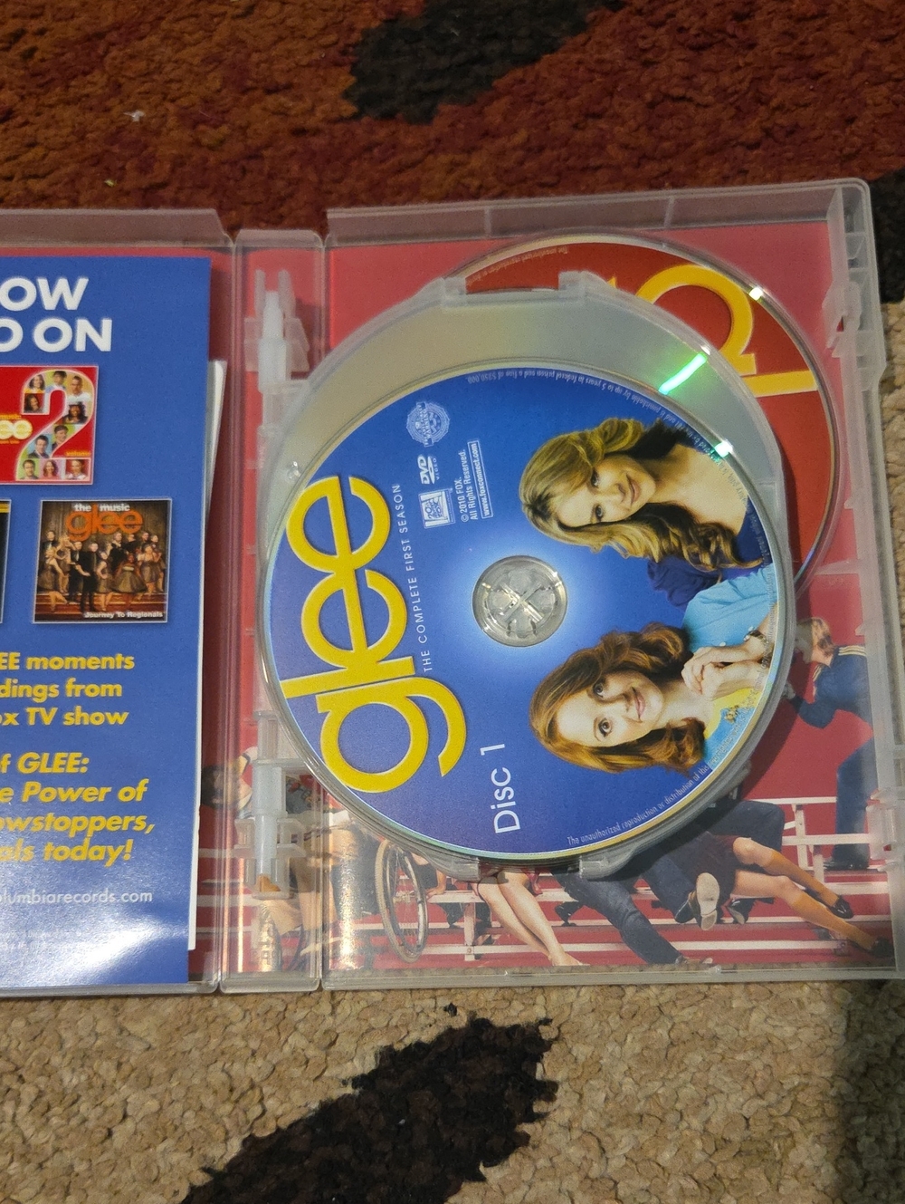 Season One Of Glee The Tv Show On Dvd - Picture 2 of 5